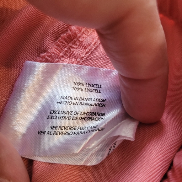 Gap pink shorts size xl - Picture 9 of 9